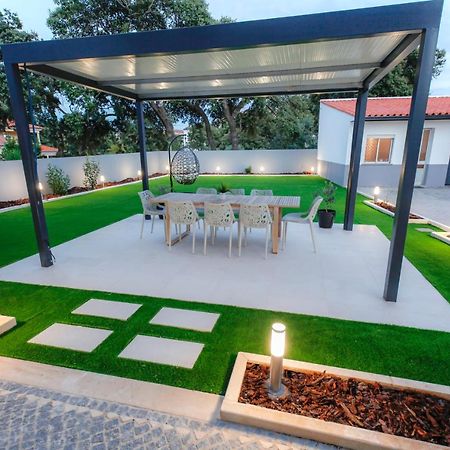 Modern Apartment With Garden ファティマ エクステリア 写真
