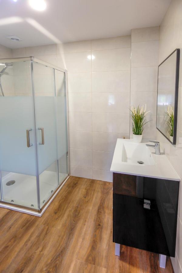 Modern Apartment With Garden ファティマ エクステリア 写真